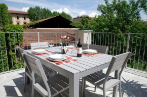 YOURHOMEINLUCCA La Terrazza Lucca